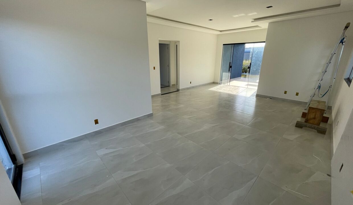 WhatsApp Image 2025-07-22 at 10.37.47 (1)