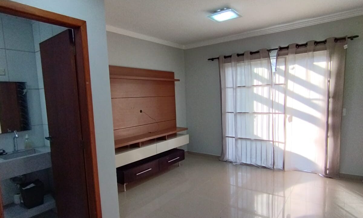 WhatsApp Image 2025-07-23 at 16.24.34 (2)