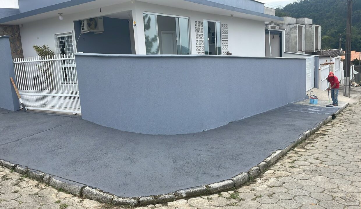 WhatsApp Image 2025-08-18 at 16.12.01 (2)