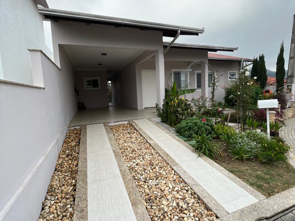 WhatsApp Image 2025-09-12 at 13.42.49