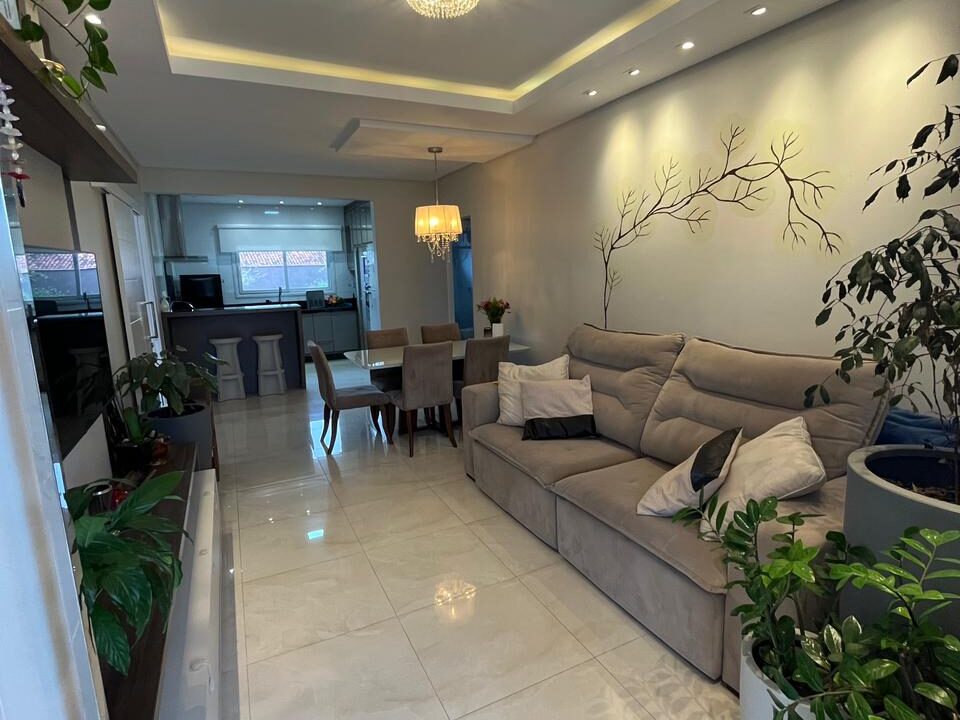 WhatsApp Image 2025-09-12 at 13.42.57