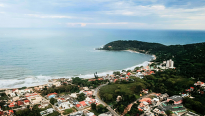 Penha apresenta seus atrativos a profissionais do turismo em Famtour nesta quarta-feira Turismo em Penha, Santa Catarina, com destaque para experiências e Beto Carrero World